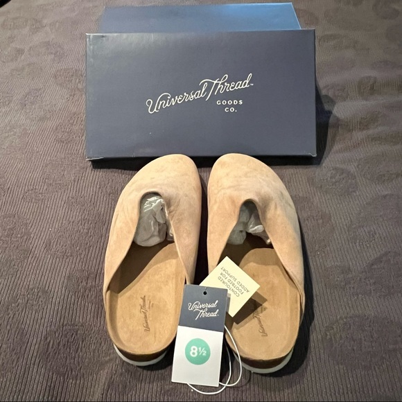 Ladies/Teens Faux Tan Suede Bev Mules - Picture 2 of 4